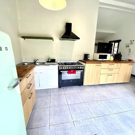 La Lande - Petite Maison Avec Jardin Vendat Exterior foto